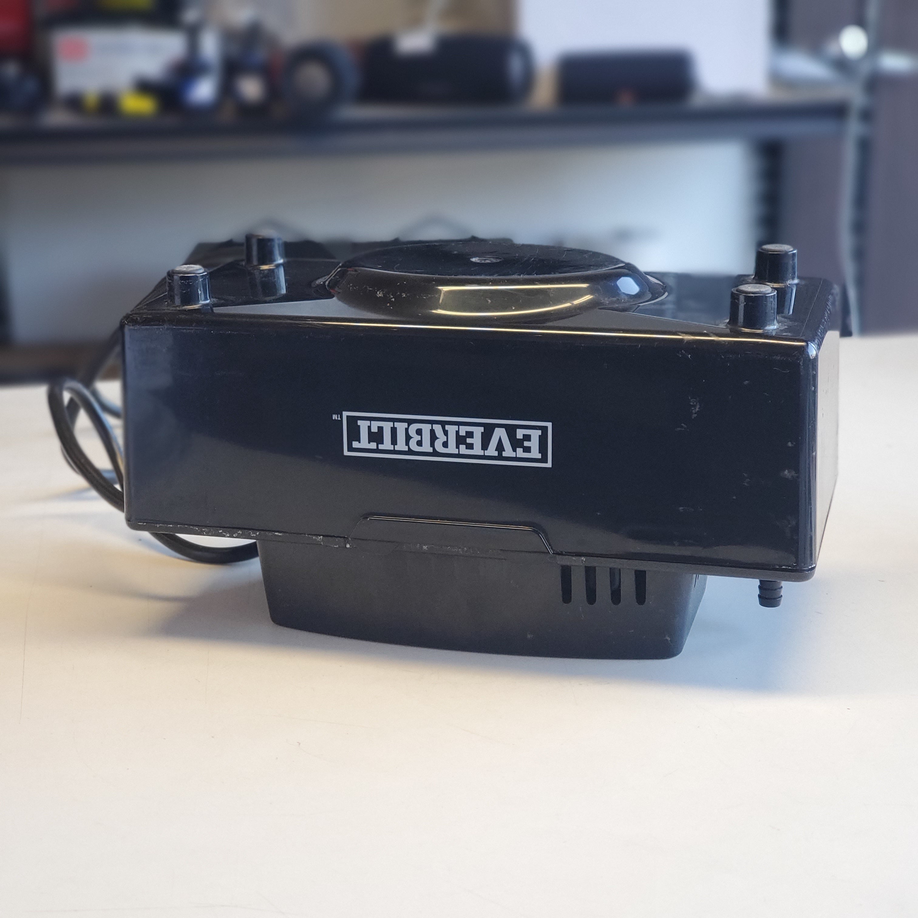 120-VOLT CONDENSATE REMOVAL PUMP (EB-PUMP-T) 120-VOLT CONDENSATE REMOVAL PUMP (EB-PUMP-T)